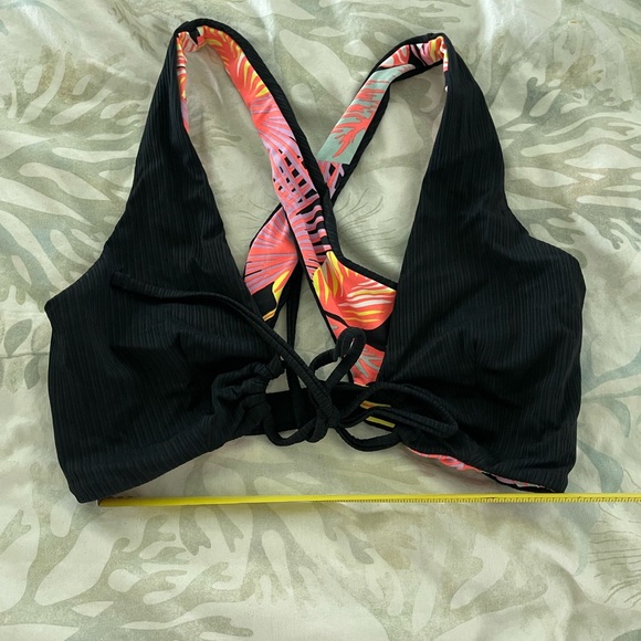 Reversible Maaji Black and Colorful Palm Bikini Top - Picture 1 of 4